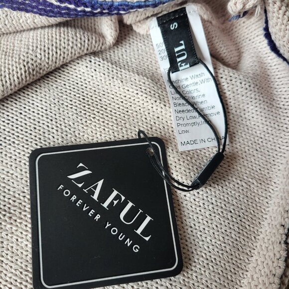 Women’s Zaful Mock Neck Knit Sweater – Size S – NWT - Picture 6 of 8